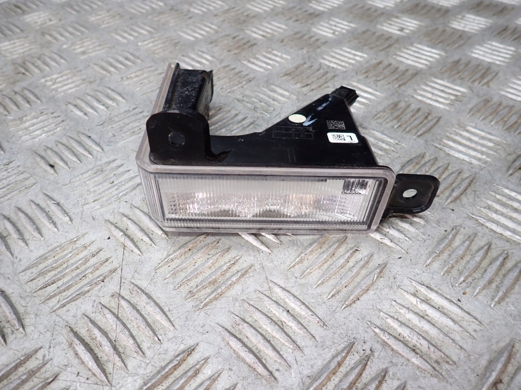Lampka Lampa Tył Cofania Wstecznego Prawa Lewa Toyota Tundra 3.5 3.4 2022-