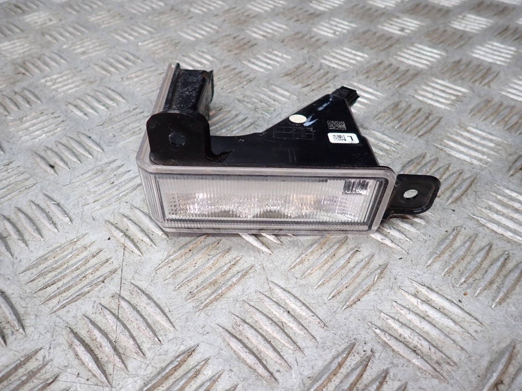 Lampka Lampa Tył Cofania Wstecznego Prawa Lewa Toyota Tundra 3.5 3.4 2022-