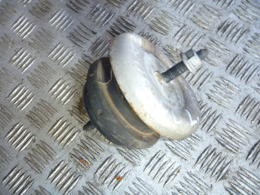 Chevrolet Corvette C6 6.0 LS2 Engine Mount