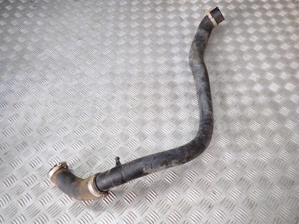 Przewód powietrza do Ford F150 3.5 2021- marki Autolandparts, elastyczna rura do układu chłodzenia lub powietrza.