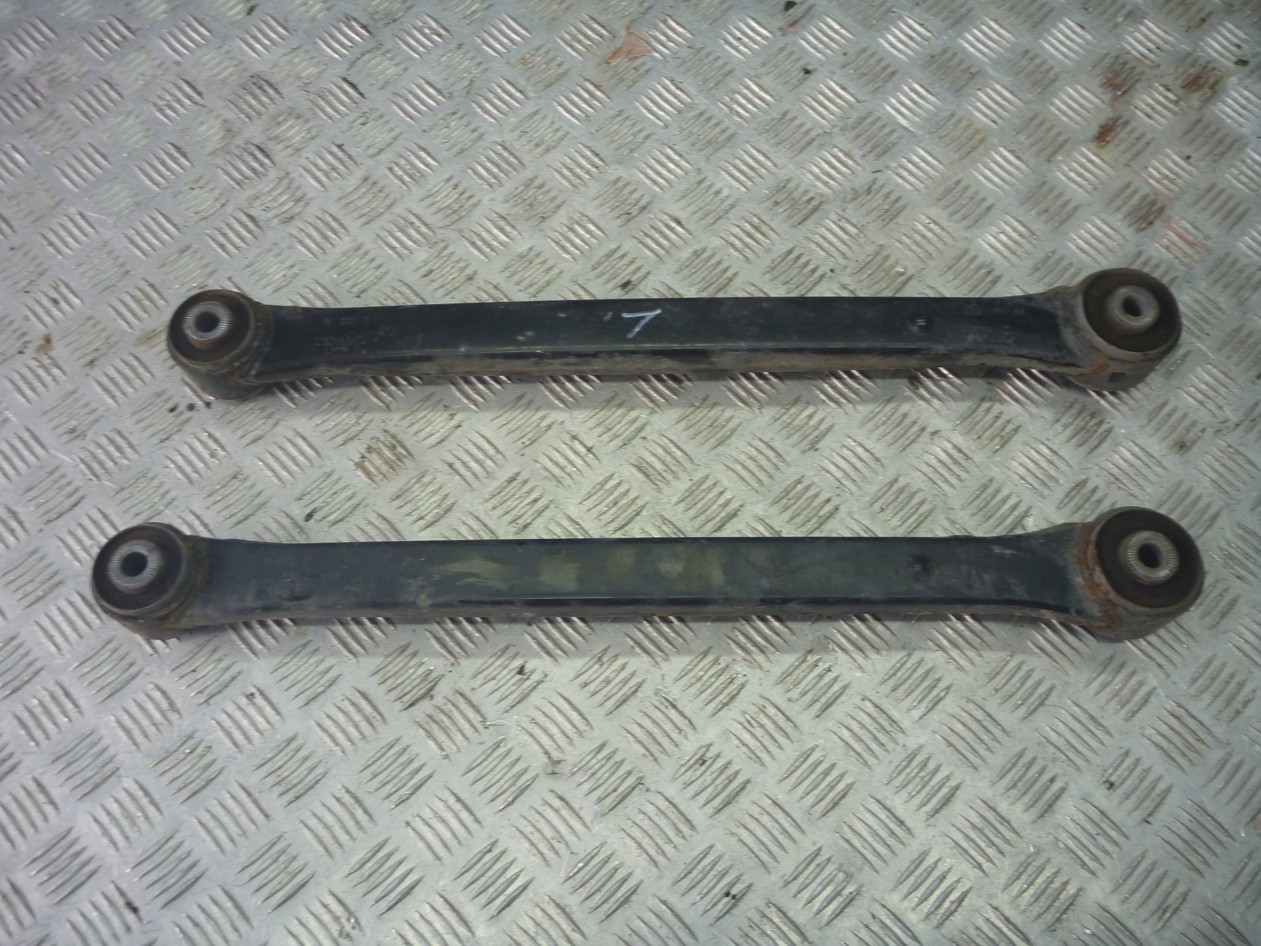 Wahacz Tylny Tył Dodge RAM 5.7 4x4 2021