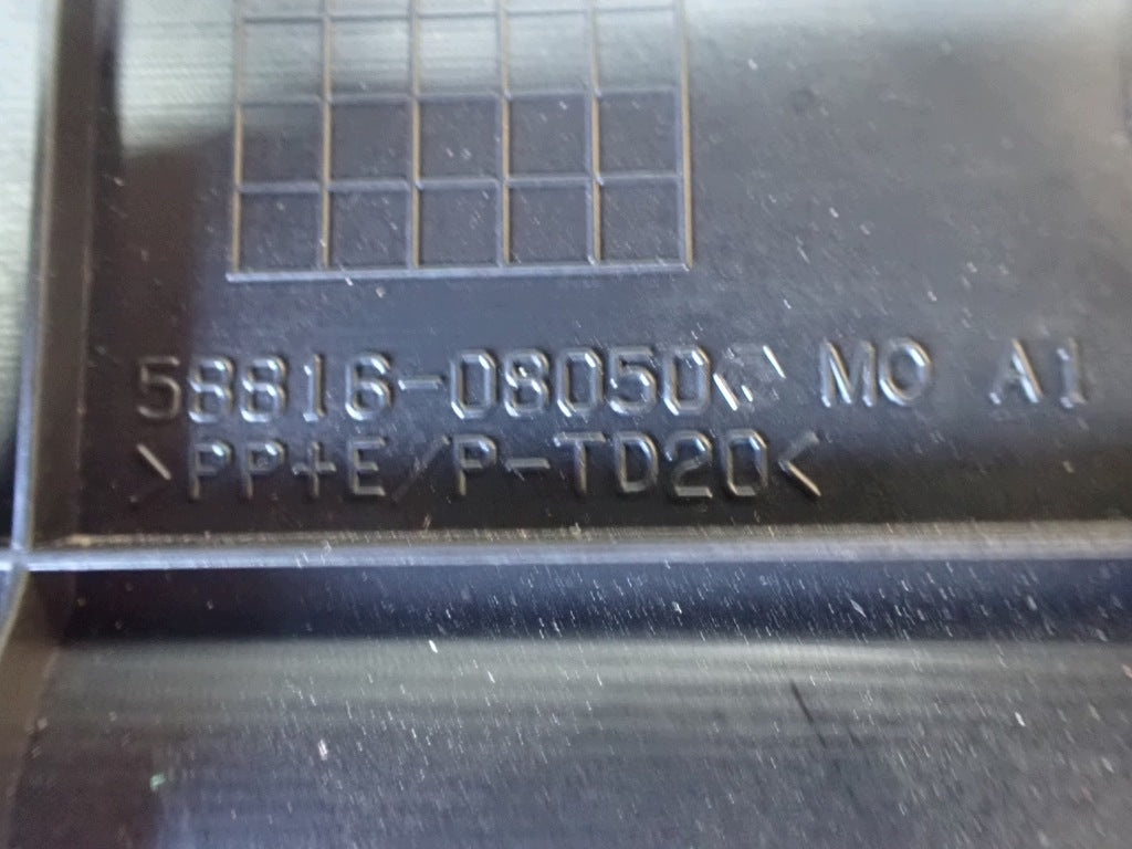 Osłona Podłokietnika Lewa Toyota Sienna XL40 2021
