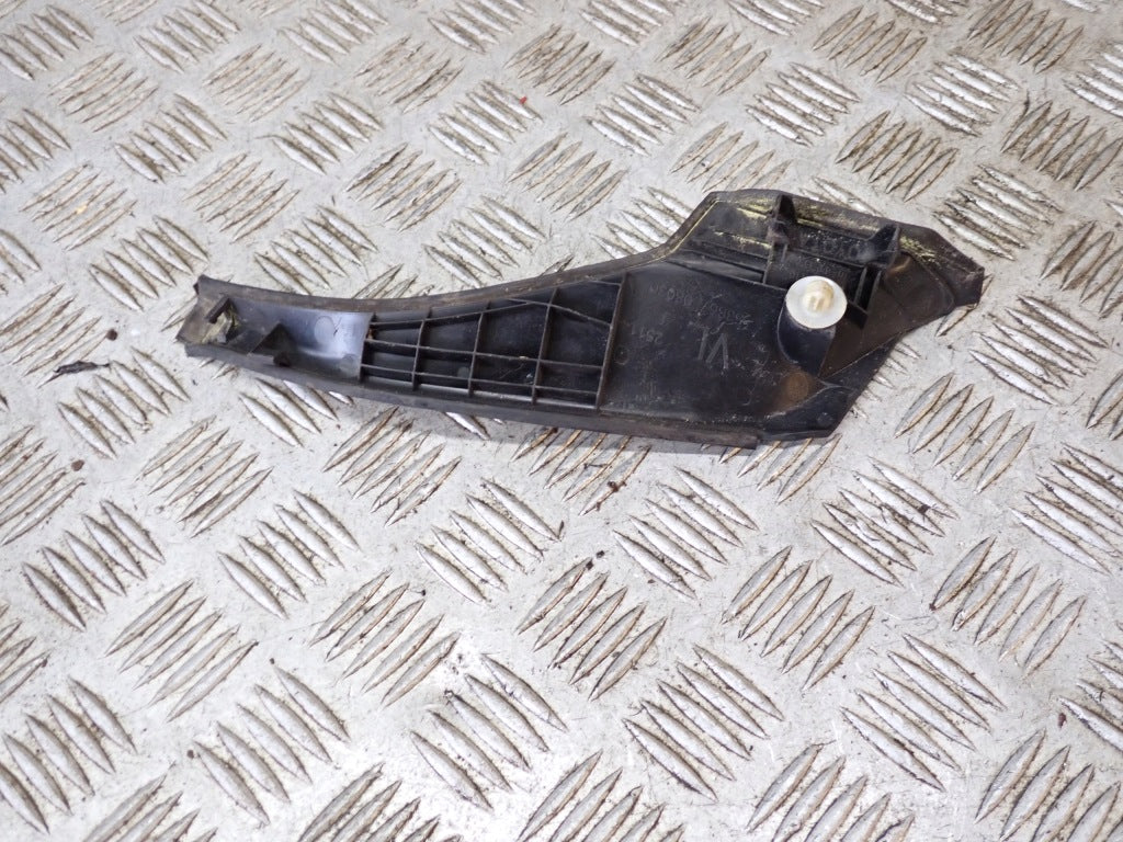 Osłona Róg Podszybia Lewa Prawa Toyota Sienna XL40 2.5 2021-