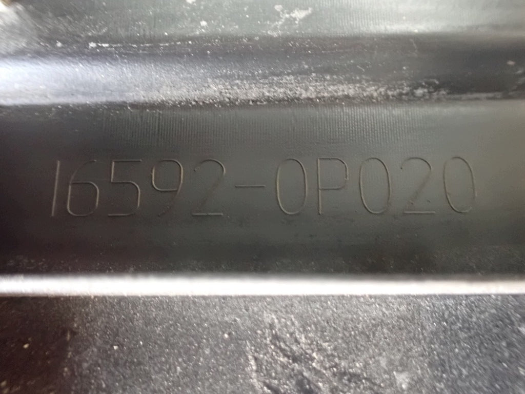 Kierownica Łapacz Deflektor Powietrza Dolny Toyota Sienna XL40 2021