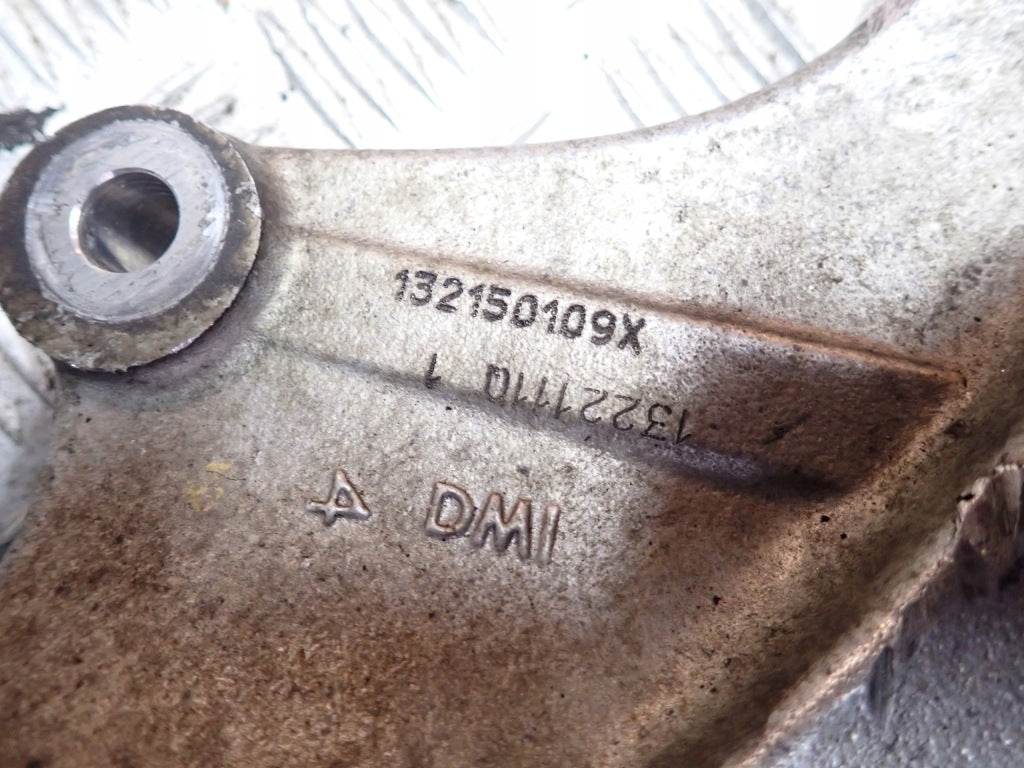 Front Right Lower Control Arm Dodge Ram 4x4 09-