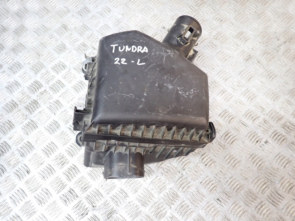 Obudowa Filtra Powietrza Lewa Toyota Tundra Sequoia Limited 22-