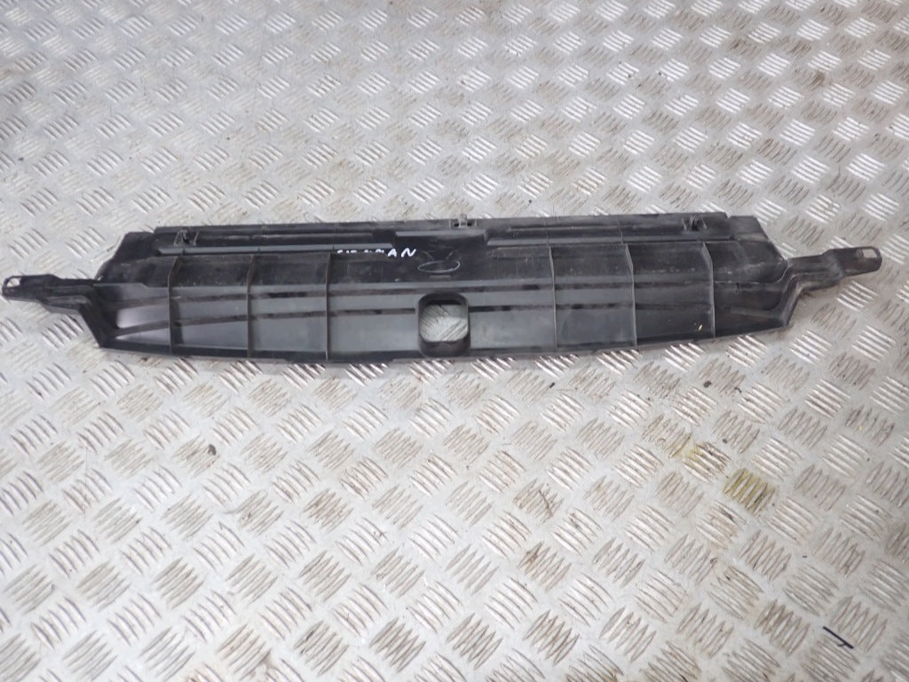 Kierownica Łapacz Deflektor Powietrza Dolny Toyota Sienna XL40 2021