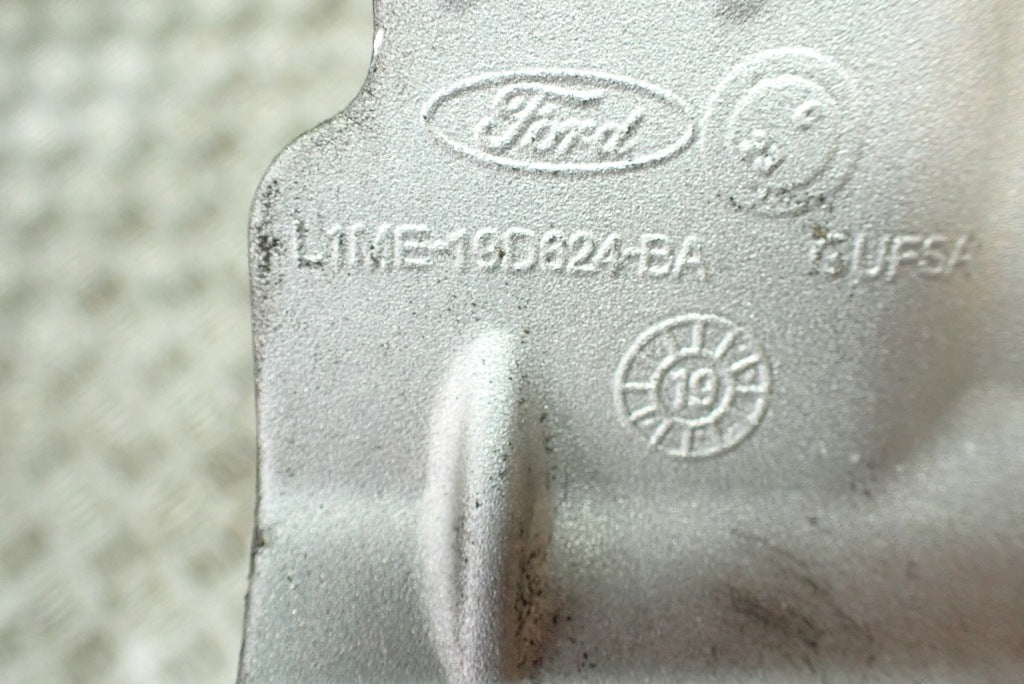 Łapa Wspornik Uchwyt Sprężarki Klimatyzacji Ford Explorer 3.3 2020