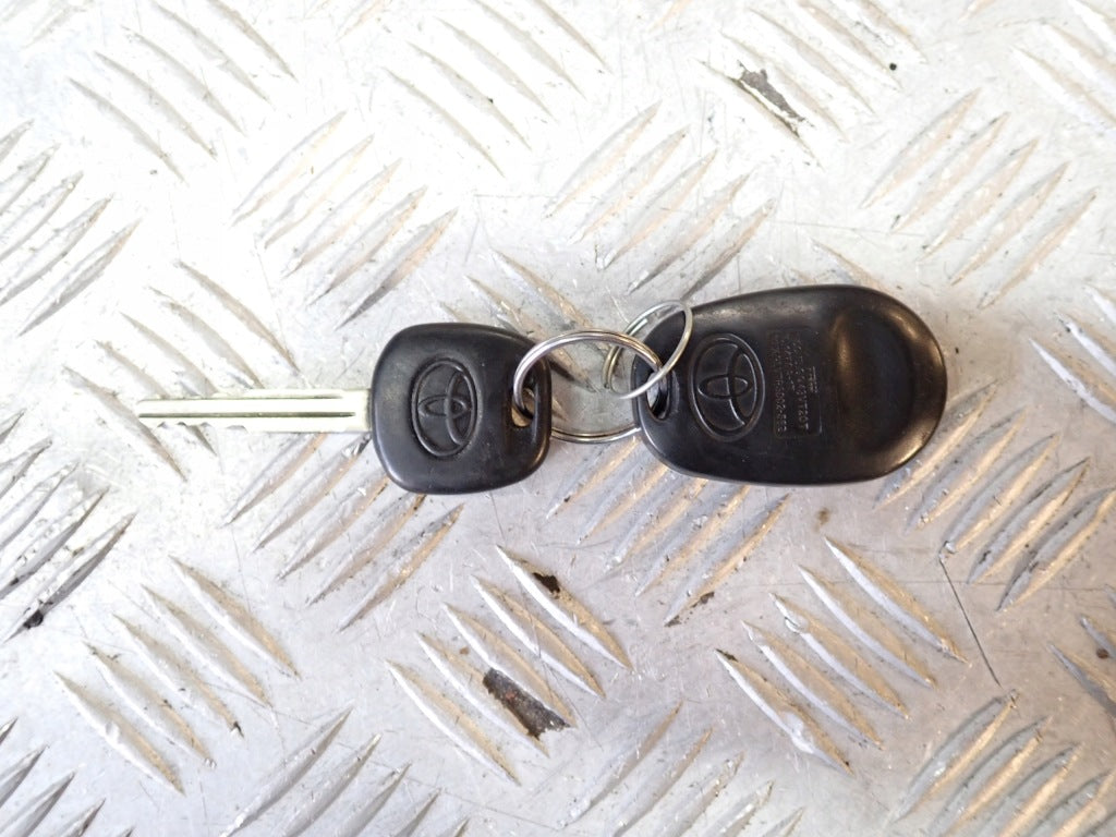Remote Key Toyota Tundra 2014