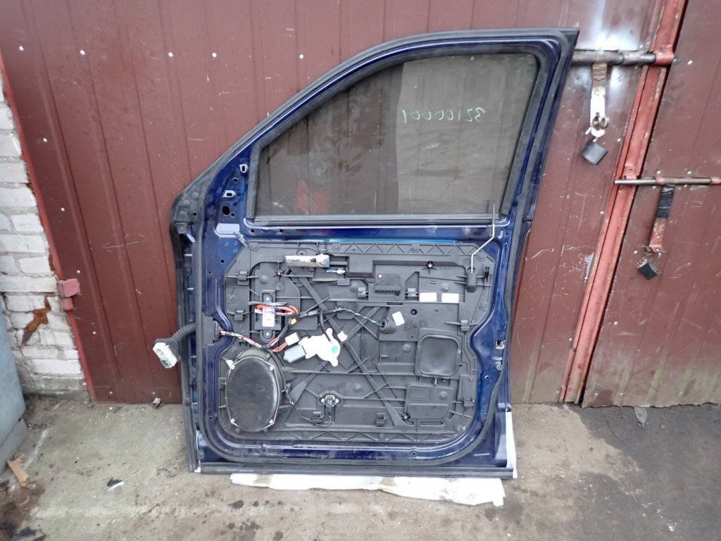 Door Right Front Set Dodge Ram 09-