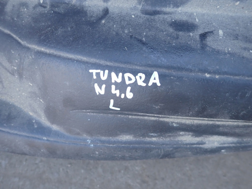 Nadkole Lewe Przednie Przód Toyota Tundra II 2014-