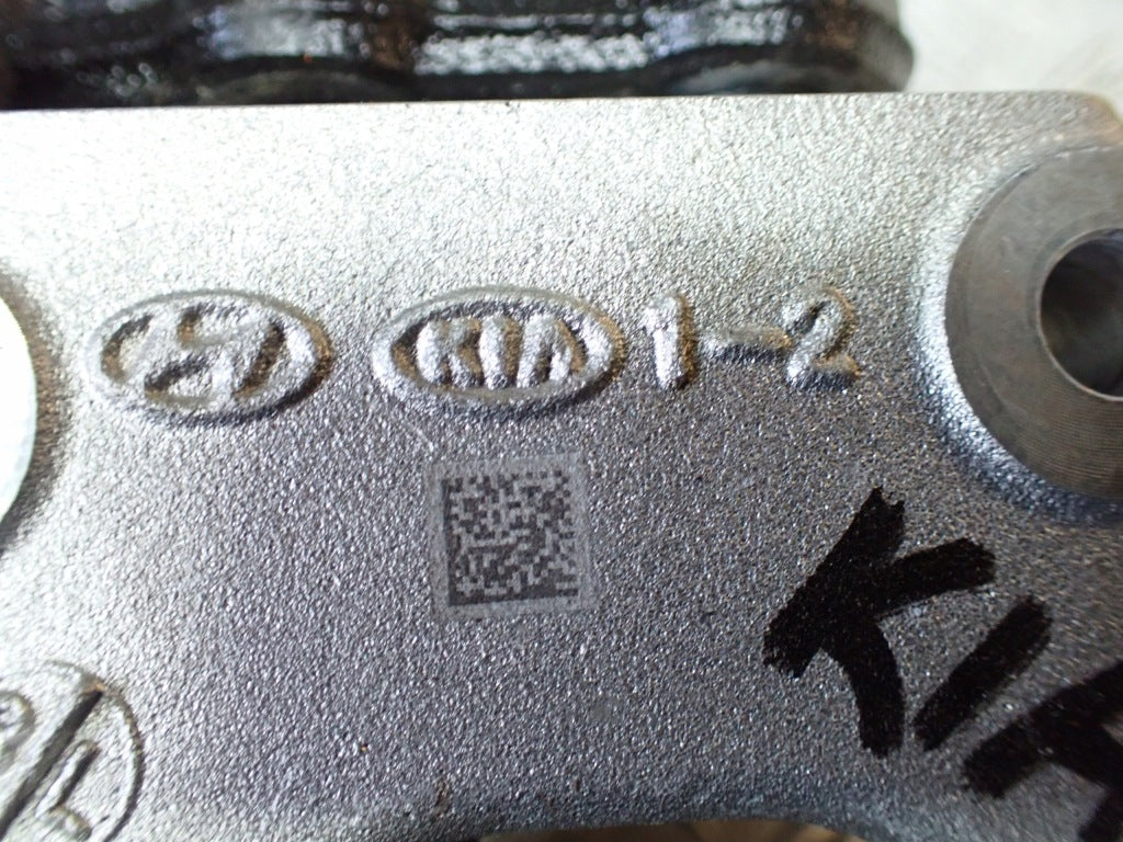 Poduszka Łapa Mocowanie Silnika Kia Carnival LX KA4 3.5 2020-