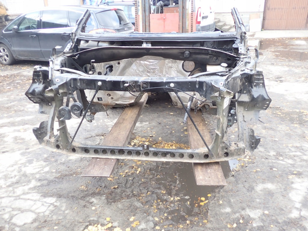 Pas Przedni Ćwiartki Przód Chevrolet Suburban Tahoe GMC Yukon Escalade 21-