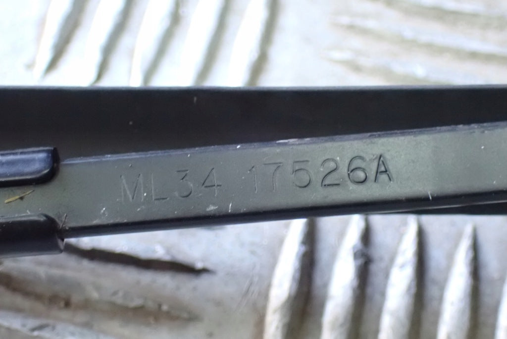 Wiper Arms and Blades Set Ford F150 4x4 2021-