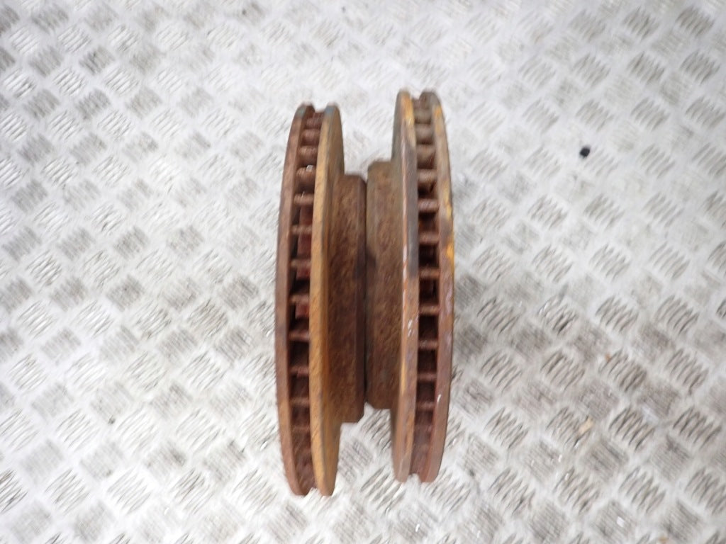 Rear Brake Discs Pair Chevrolet Corvette C5 2001