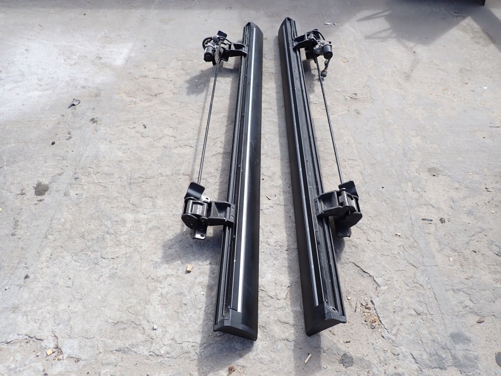 Stopnie Progi PARA Cadillac Escalade Chevrolet Suburban GMC Yukon 2021-
