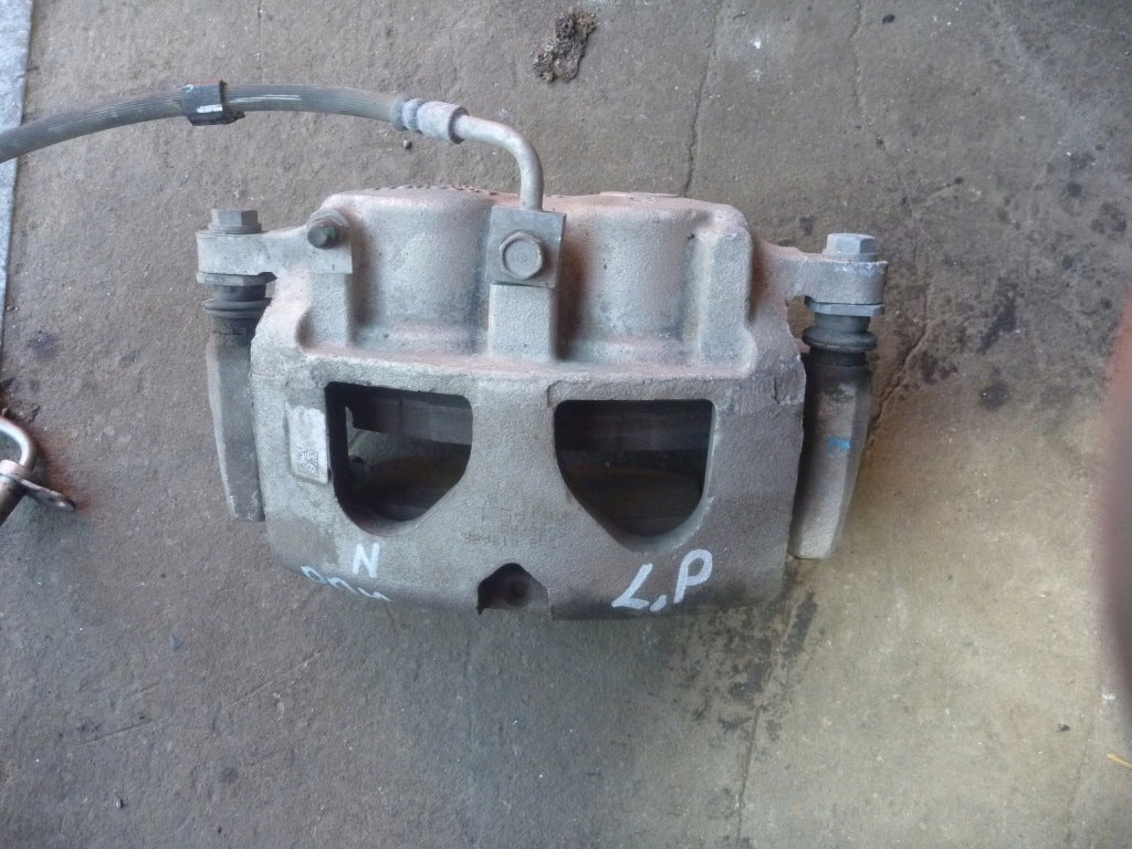 Front Caliper Dodge RAM 5.7 4x4 2021