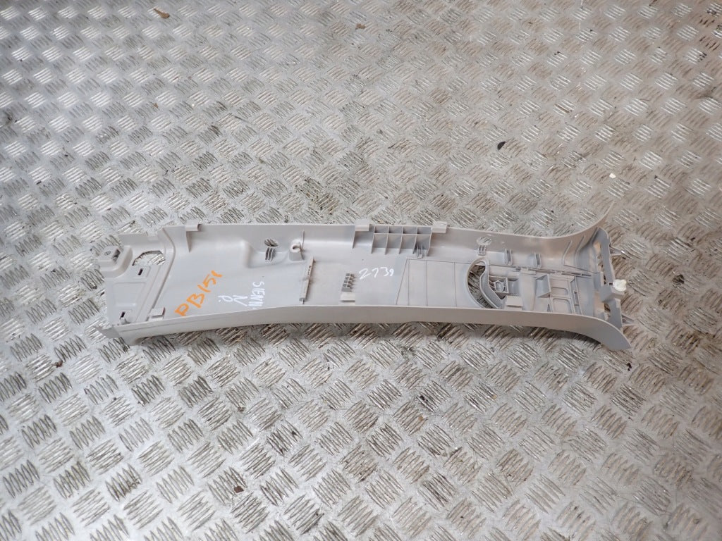 Osłona Słupka B Prawa Toyota Sienna XL40 2021