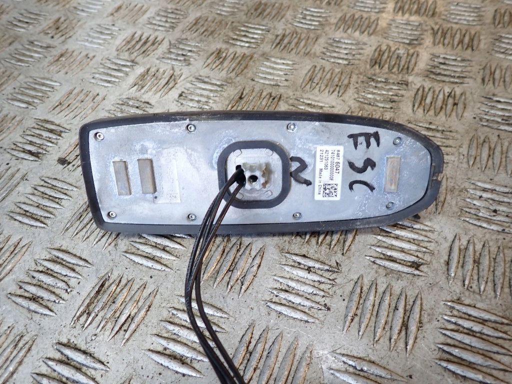 Antena Rekinek Cadillac Escalade ESV Tahoe Suburban Yukon 2021-