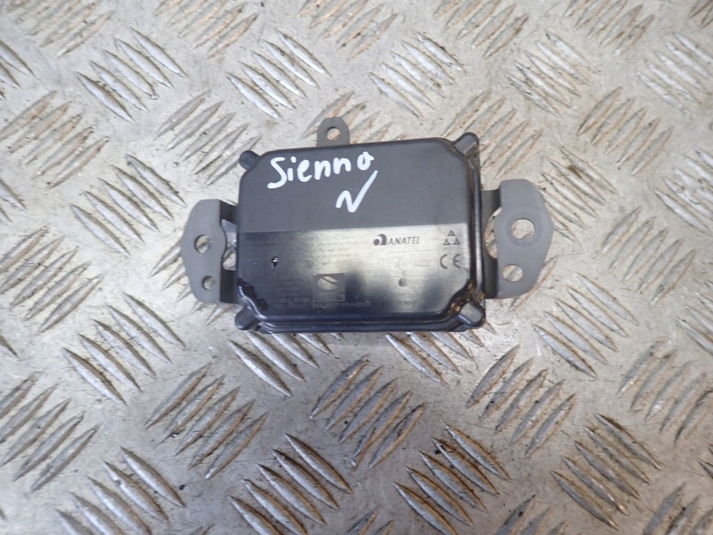 Radar Przedni Przód Distronic Toyota Sienna XL40 2021-