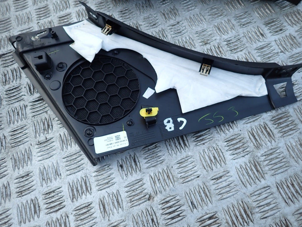 Osłona Wewnętrzna Wnętrza Głośnika Tylna Tył Chevrolet Corvette C8 2020-