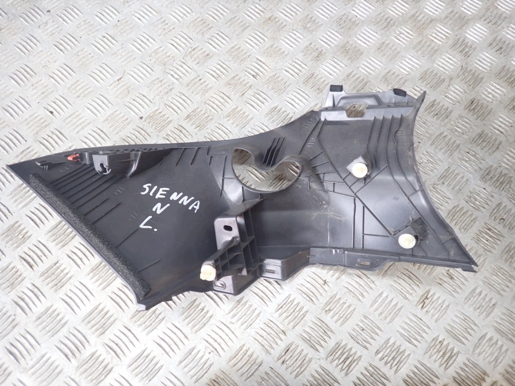 Osłona Słupka C Dolna Lewa Toyota Sienna XL40 2021