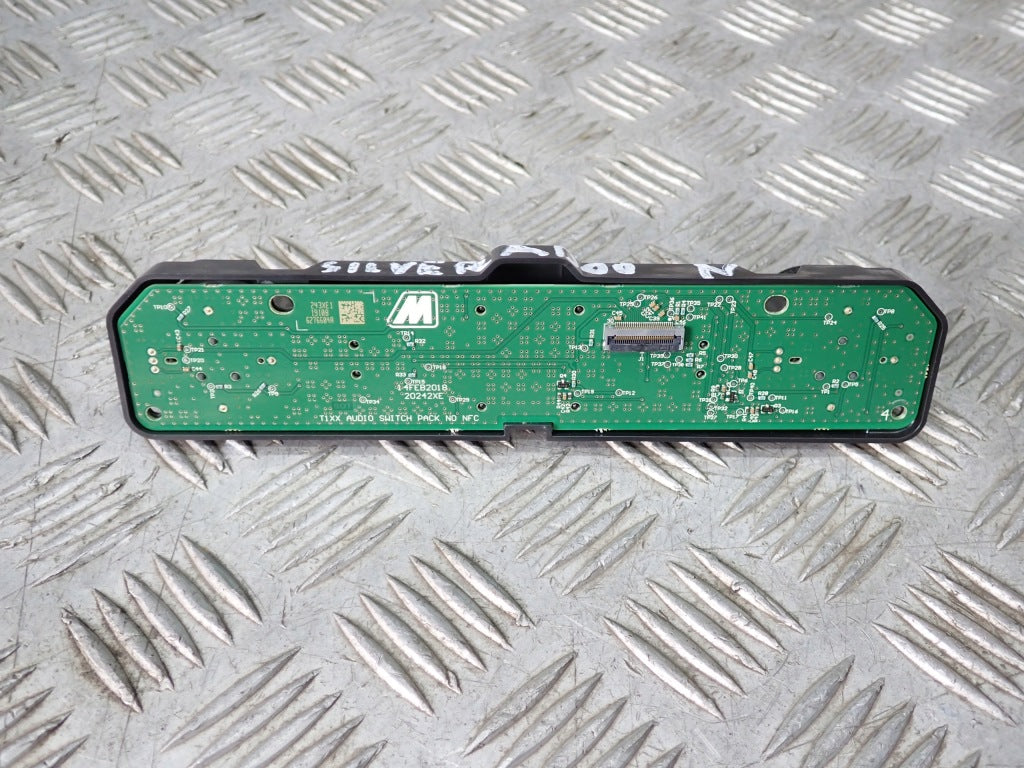 Panel Radia GMC Sierra Chevrolet Silverado 3.0D 2019-