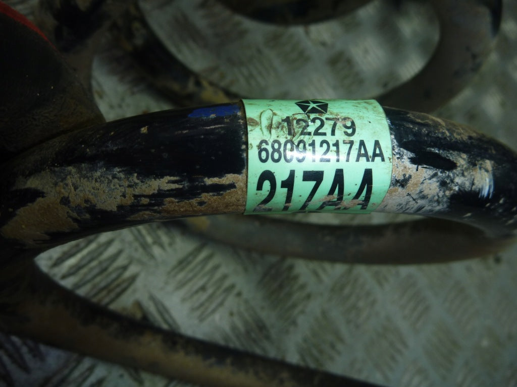 Sprężyna Tylna Tył Dodge Ram 2500 3500 2015