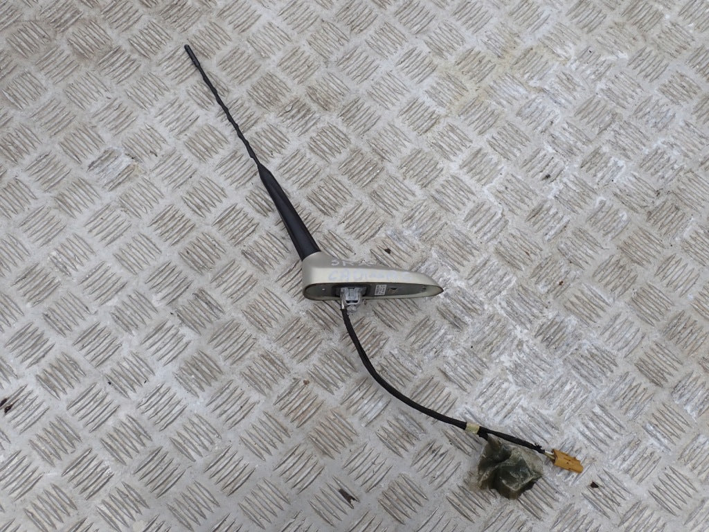 Antenna 20870347 Cadillac SRX 2010