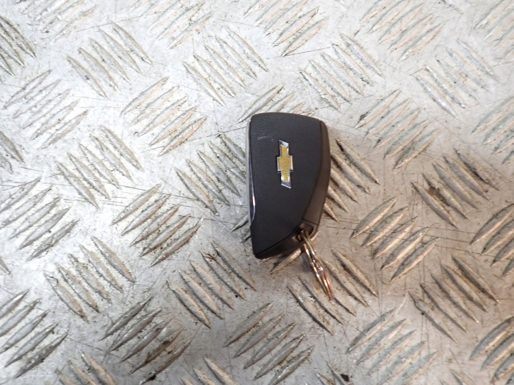 Remote Key Chevrolet Tahoe Suburban 2021--