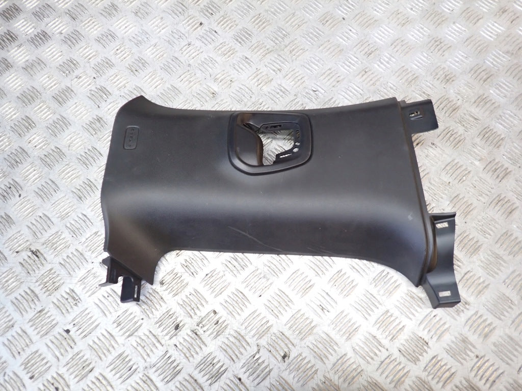 Osłona Słupka Tylna Lewa Jeep Wagoneer Grand Wagoneer WS 5.7 22-