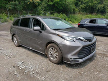 Toyota Sienna 2.5 Hybryda