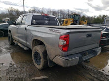 Toyota Tundra 5.7 4x4