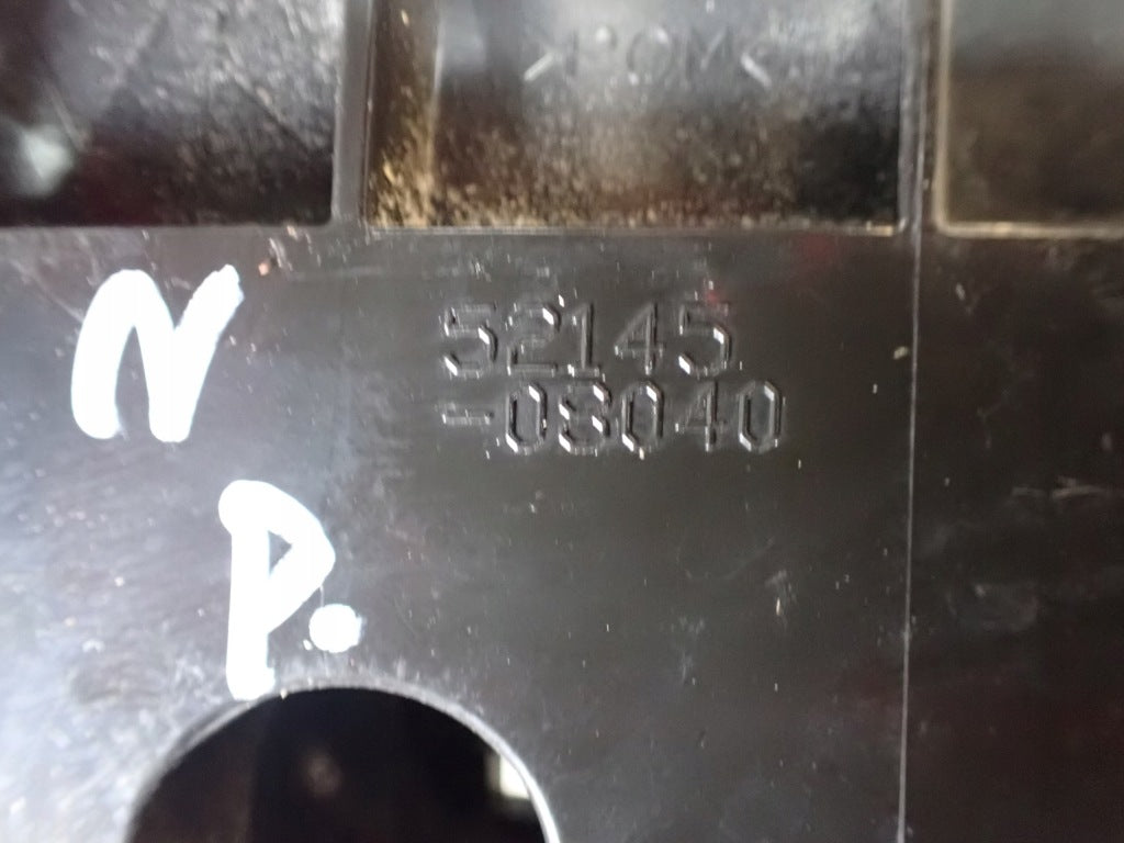 Ślizg Mocowanie Zderzaka Prawe Przednie Prawy Przód Toyota Sienna XL40 2021