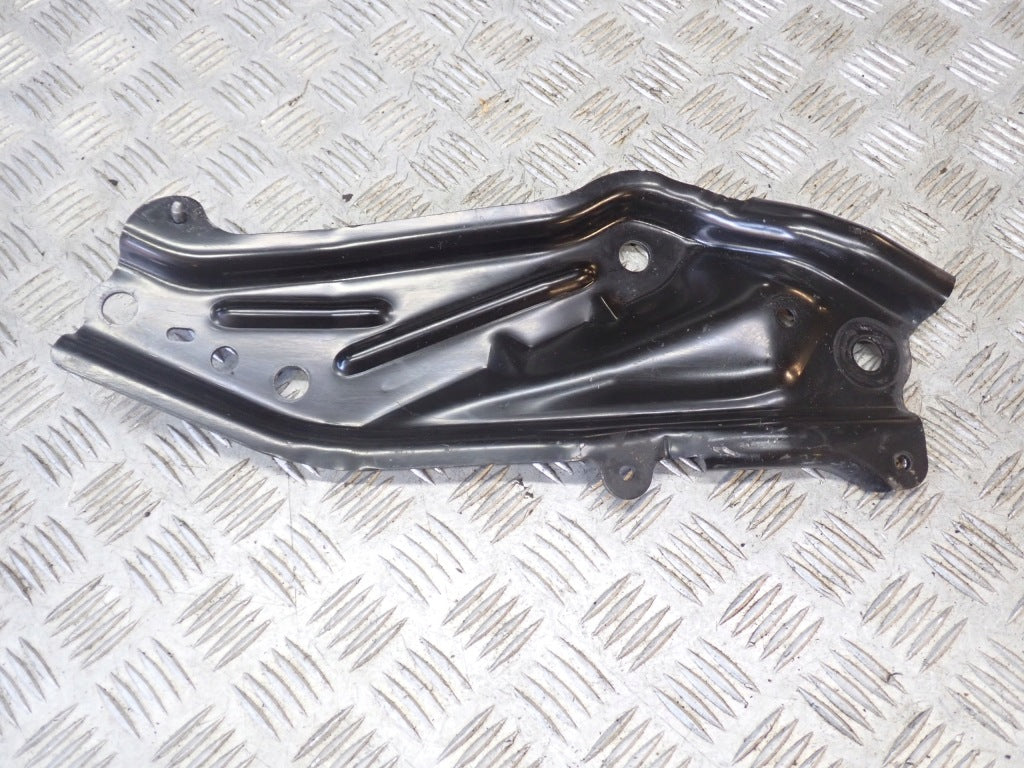Left Crossmember Support Bar Toyota Sienna XLE 2021