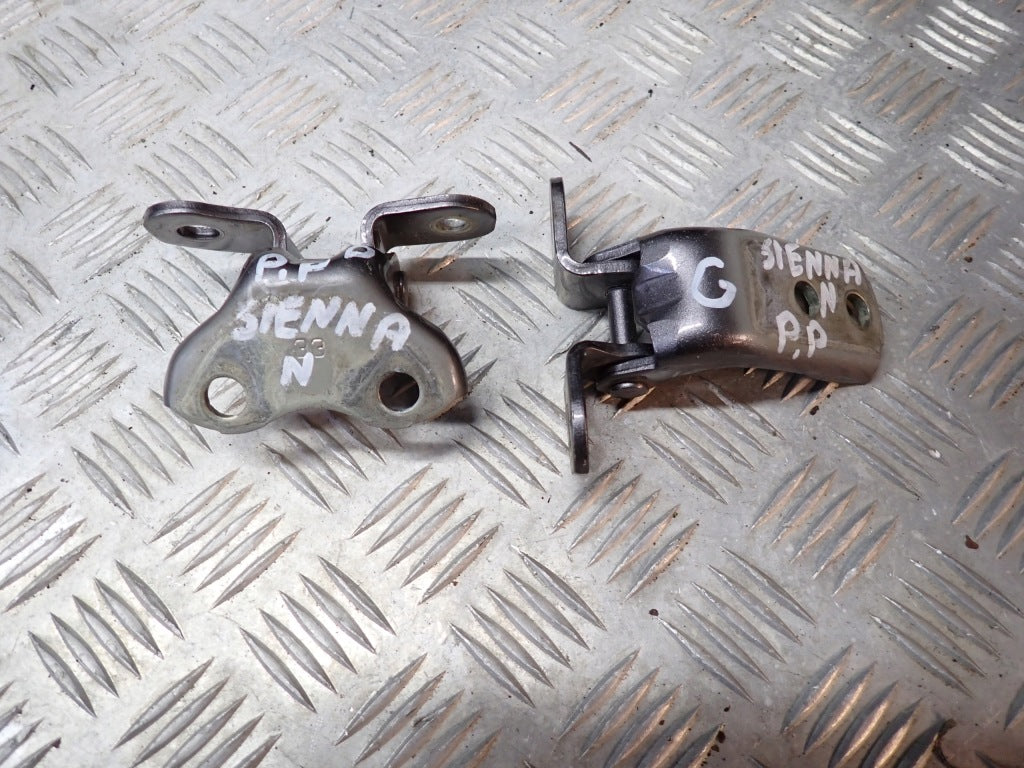 Zawiasy Drzwi Para Toyota Sienna XL40 2021