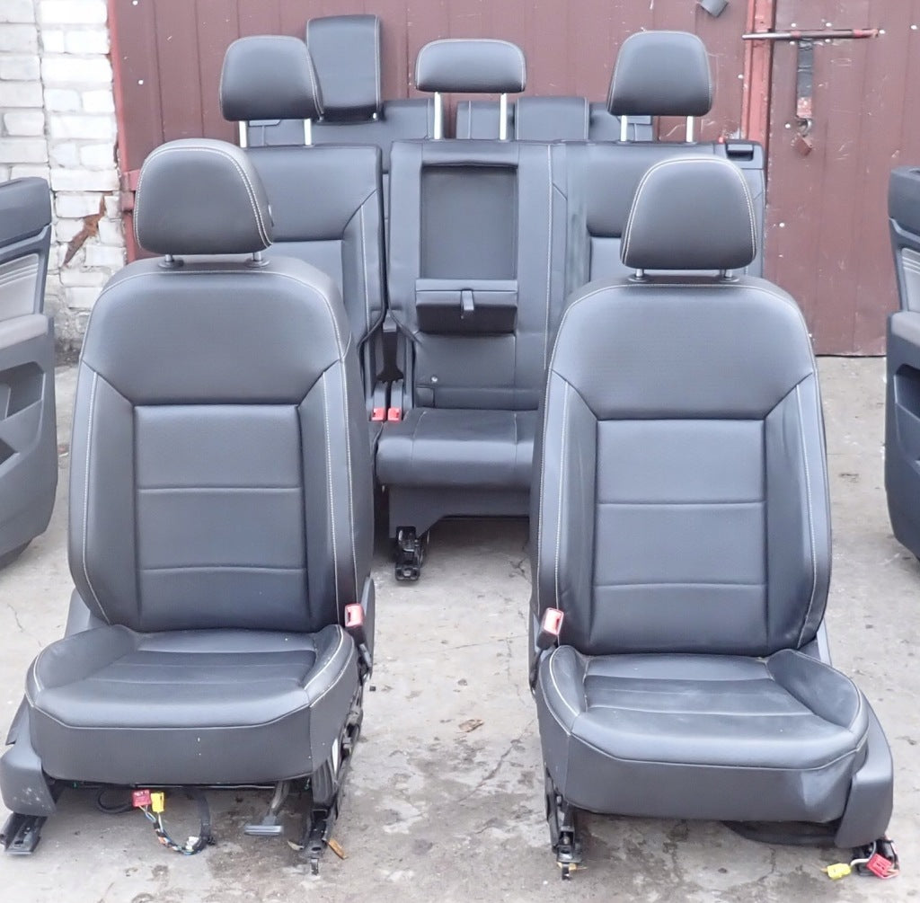 Fotele Tapicerka Kpl. Skórzana Skóra 7 os. VW Atlas 2021