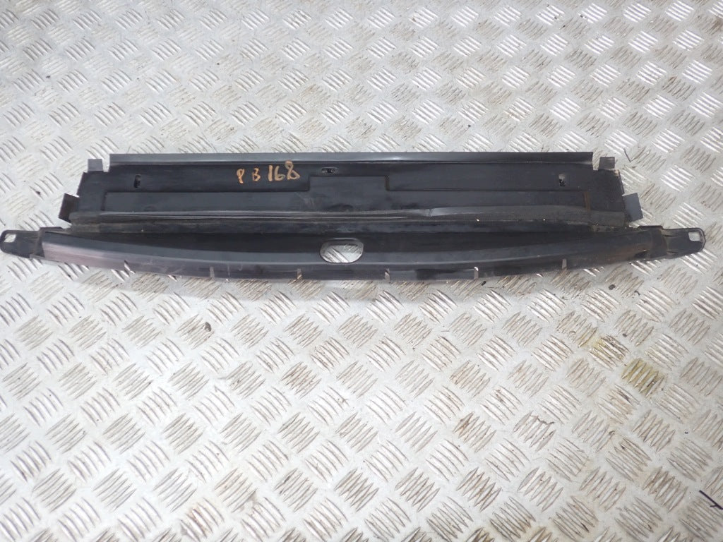 Kierownica Łapacz Deflektor Powietrza Dolny Toyota Sienna XL40 2021