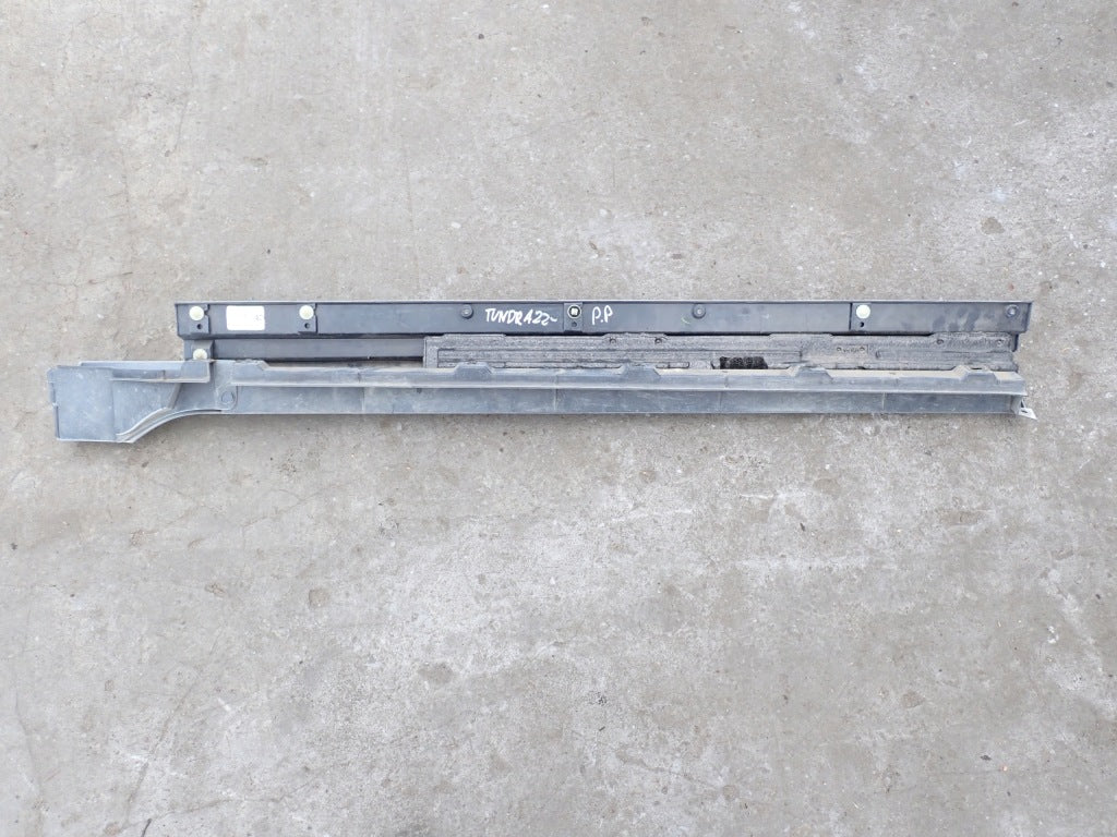 Listwa Progowa Prawa Przednia Toyota Tundra Sequoia Crew Cab 2022-