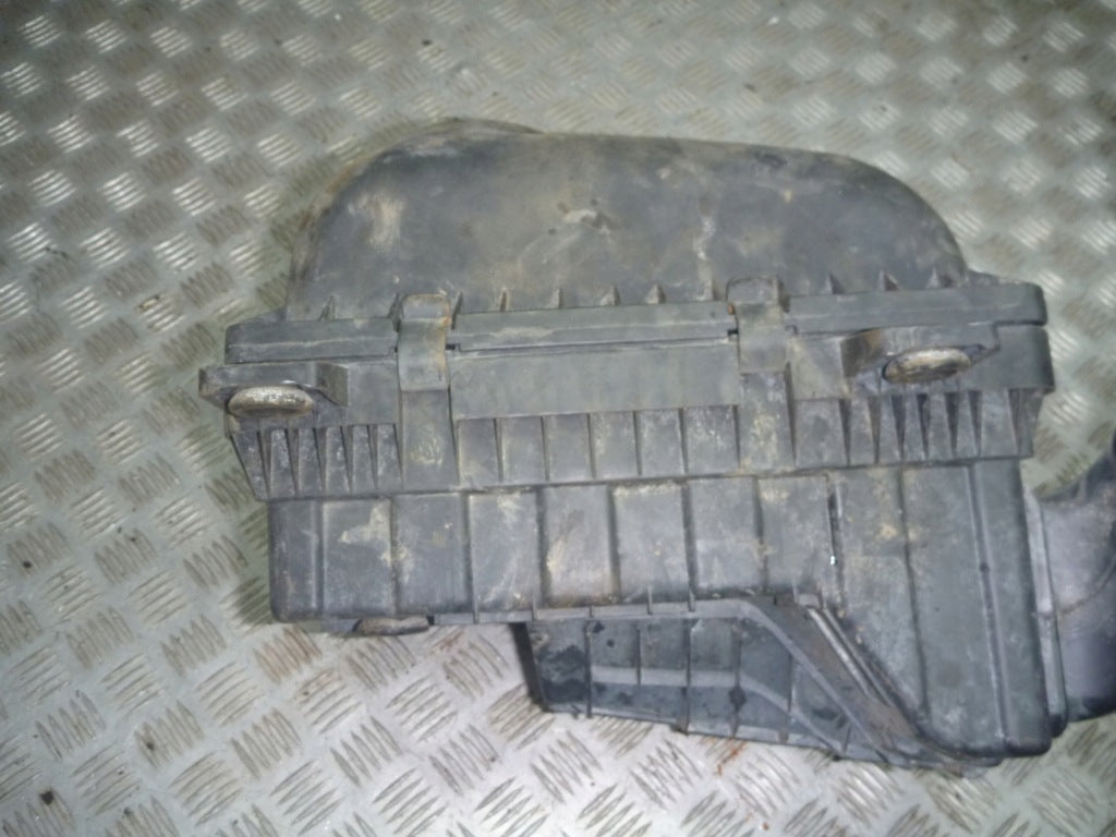 Obudowa Filtra Powietrza Dodge Ram 2500 6.4 2015