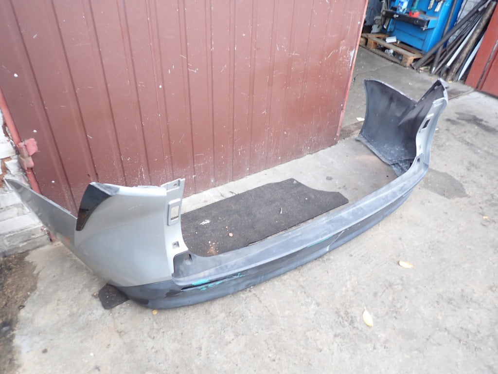 Zderzak Tylny Tył Kpl. Toyota Sienna XL40 2021