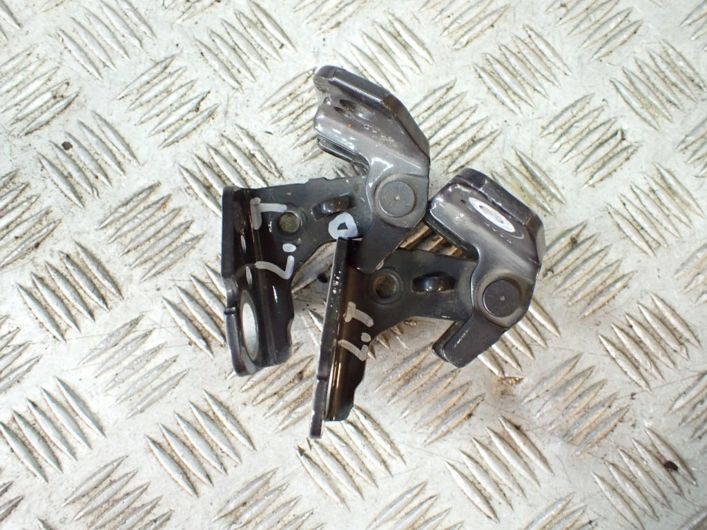 Door Hinge PAIR Jeep Grand Cherokee WL 2021-