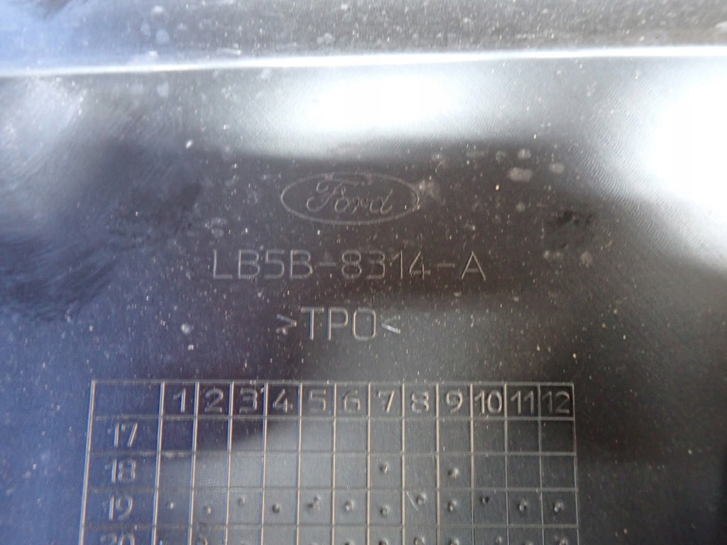 Kierownica Powietrza Dolna Wlot Ford Explorer 20-