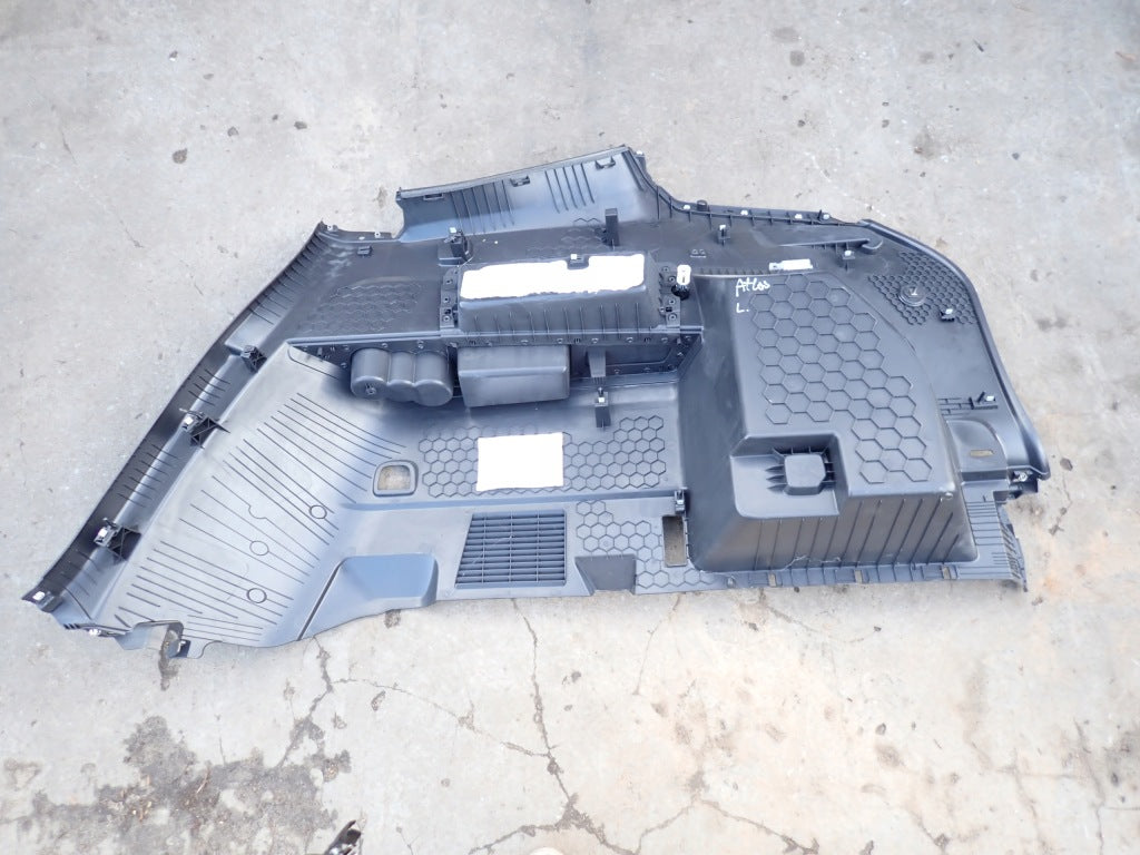 Left Trunk Side VW Atlas Teramont 2022