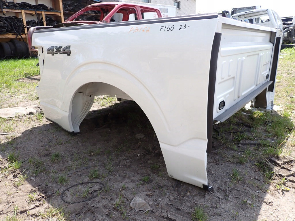 Paka Tylna Kpl. Buda Bok Paki Ford F150 3.5 XLT Crew Cab 5.5 ft 2024