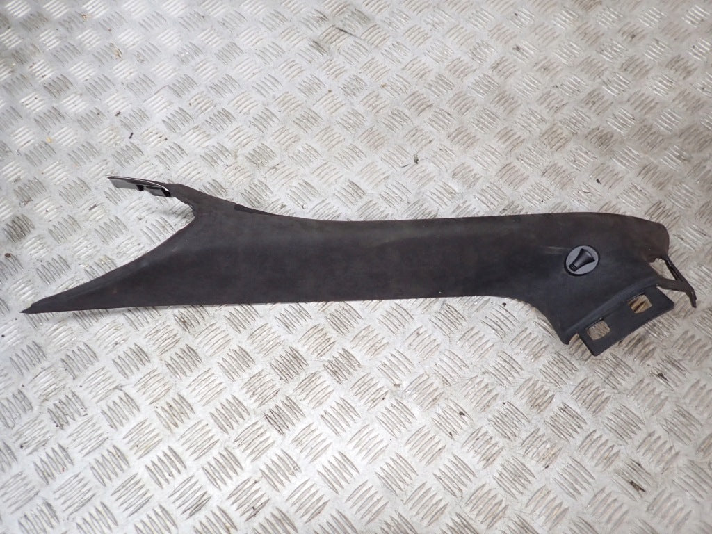 Osłona Słupka Lewego Lewa ALCANTARA Chevrolet Corvette C7 2014-