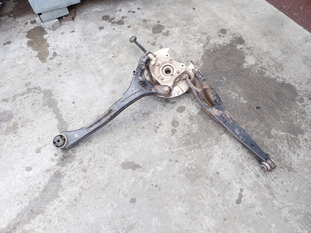 Right Rear Suspension Control Arm Steering Knuckle Chevrolet Tahoe Escalade Yukon 21-