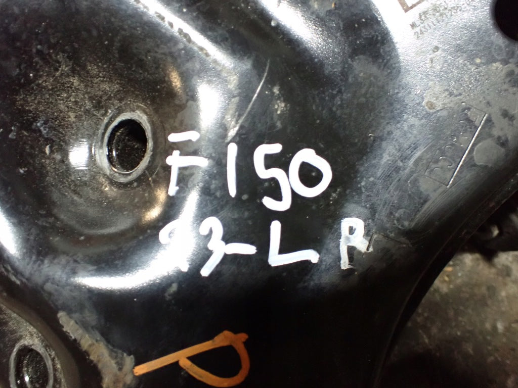 Wahacz Lewy Przedni Dolny Ford F150 XLT 2021-