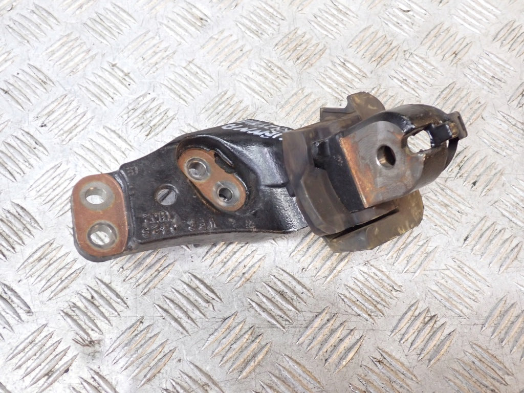 Mocowanie Wspornik Poduszka Łapa Silnika Skrzyni Toyota Sienna XL40 2021