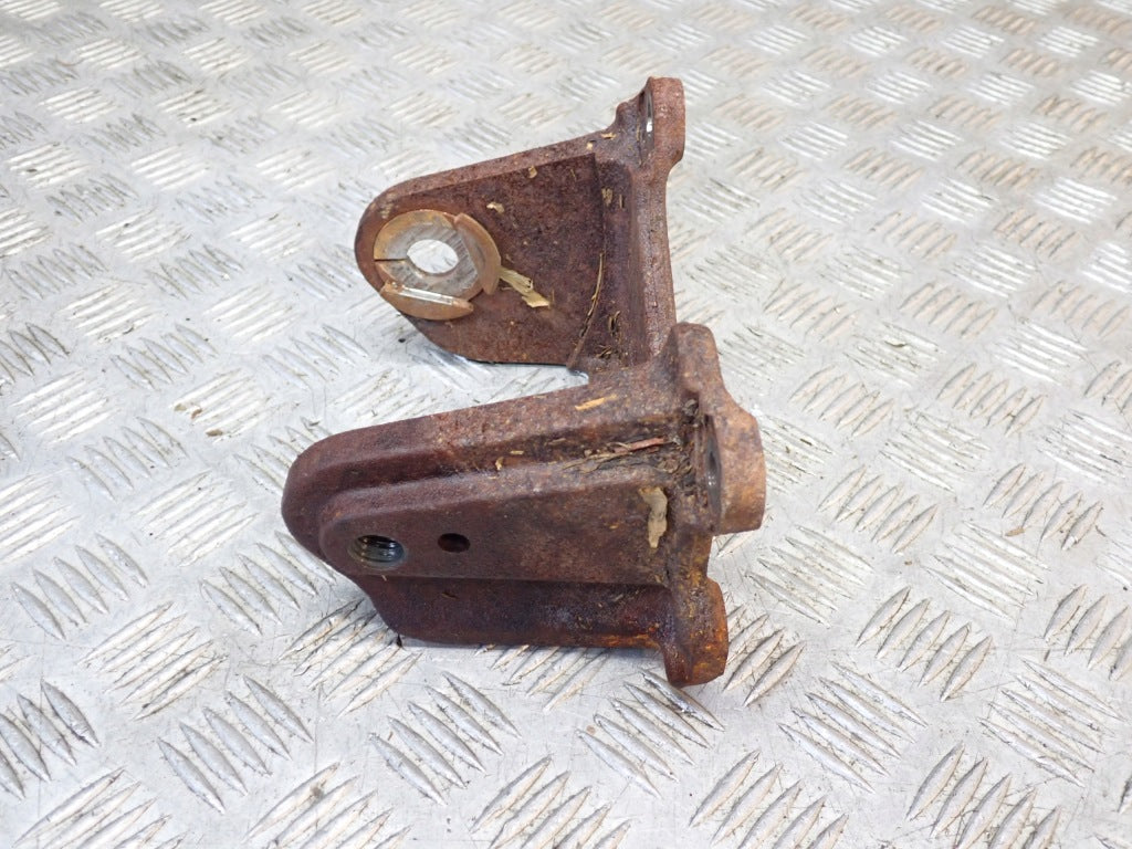 Łapa Mocowanie Silnika Lewa Ford F350 F250 6.2 4x4 SuperDuty 2021